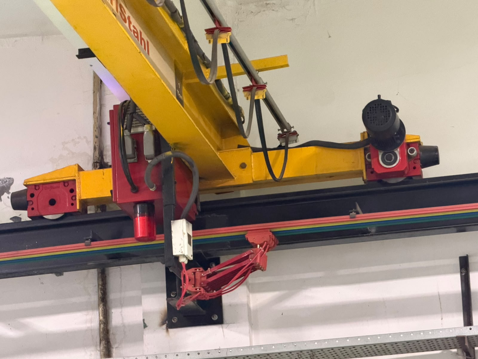 Precision Hoist Manufacturing
